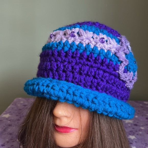 Sold - Picture 4 of 10